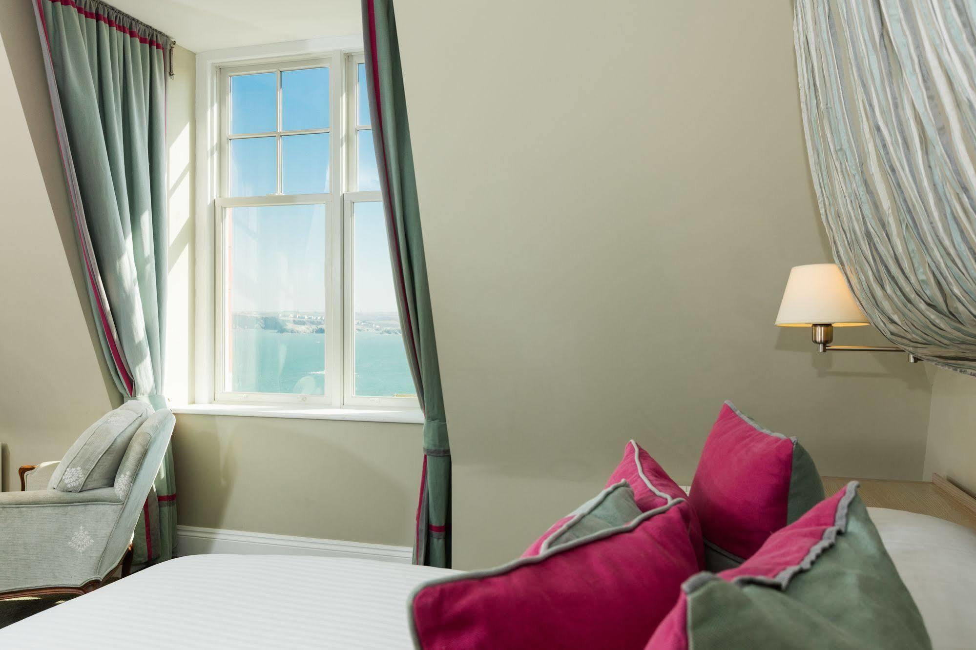 The Headland And Hotel Newquay (Cornwall)